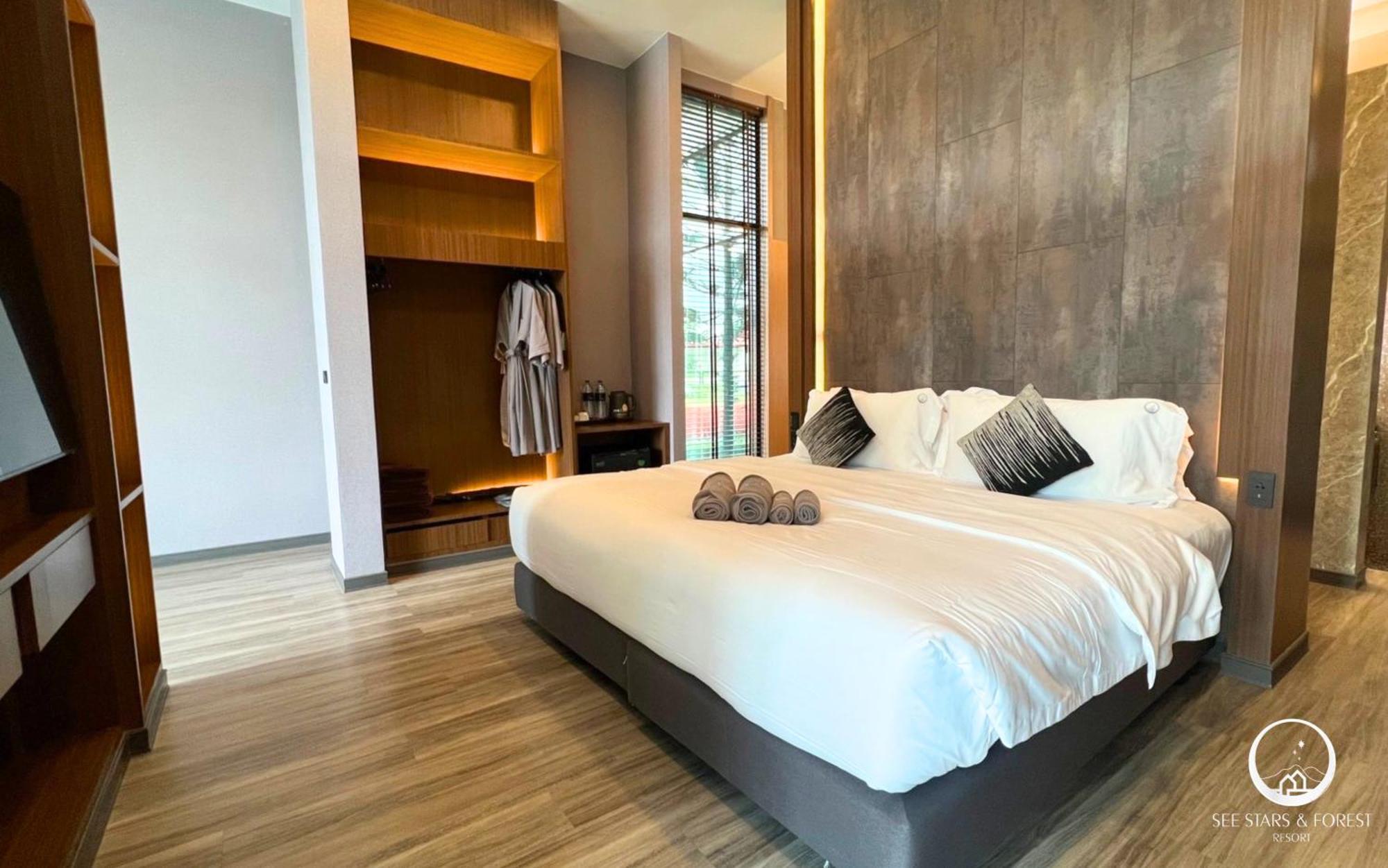 See Stars & Forest Resort Amphoe Sawang Daen Din Extérieur photo